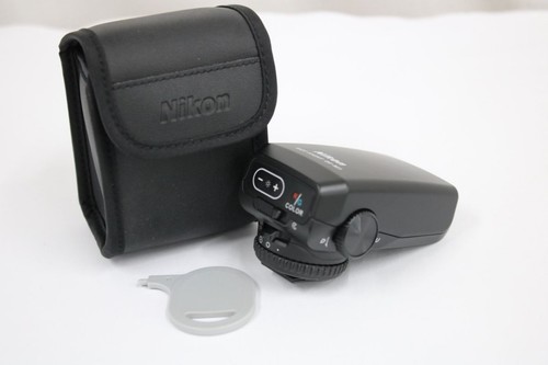 Nikon dot site slr - df-m1,