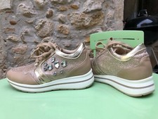 Baskets femme T 36 beiges avec