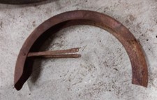 * garde boue arriere