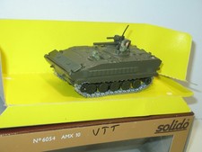 SOLIDO, char AMX 10 P canon avec pilote + chef de char , modéle 1990'