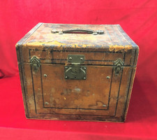 Ancienne malle chapeau de - chapeau,