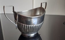 Sucrier en métal argenté / Travail anglais / Poinçons EPNS A1