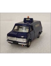 ▄▀▄ BEDFORD VAN POLICE