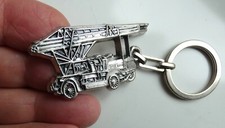 Porte clé métal 3D Sapeurs Pompiers Musée Lyon, Camion Grande Echelle.