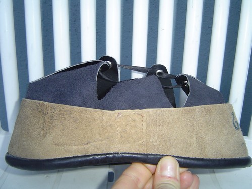 Coiffe intérieure cuir - en,