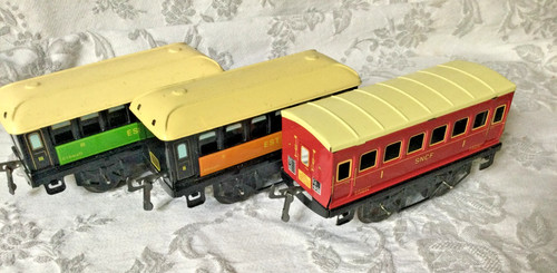Lot trois wagons hornby - wagons,