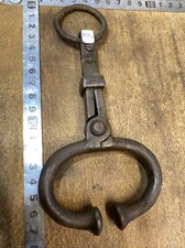 N. 6 outil  ANCIENNE MOUCHETTE A BOEUF - TAUREAU  AGRICOLE TIRE BOEUF pince nez