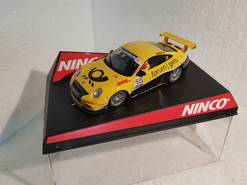 Circuit slot car - circuit, ninco