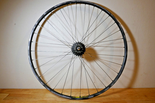 Roue vélo arrière en - roue,