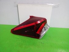 8156102A61 feu arrière gauche pour TOYOTA AURIS TOURING SPORTS (E18) 132442