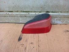 Feu arrière droit Peugeot 106
