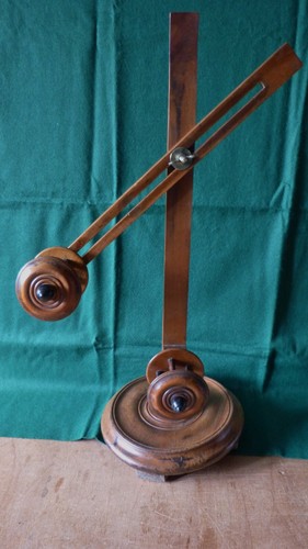 Ancien bobinoir xixe bois - bobinoir,