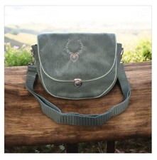Sac bandoulière en velours côtelé vert Sauge artisanal création UNIQUE