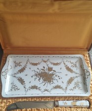 Plat à cake en porcelaine + couteau dans son coffret