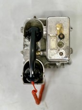 Authentique téléphone mural