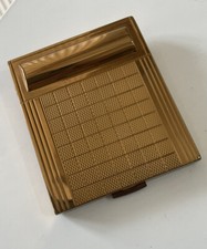 ANCIEN POUDRIER EN METAL DORE AVEC ETUI POUR ROUGE A LEVRES INTEGRE VINTAGE