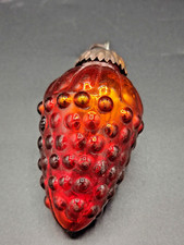 Ancienne boule de noël pomme