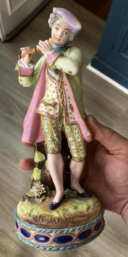 Ancienne sculpture porcelaine - ancienne,