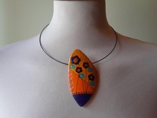 Collier fait main en pâte