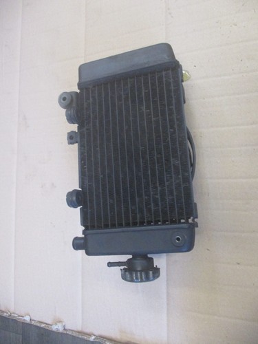 Radiateur eau droit - d'eau,