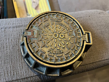 cendrier en fonte plaque d'égout pont à mousson pamrex