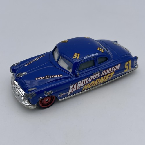 Voiture disney cars - voiture, doc
