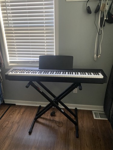Yamaha 143 digital piano - yamaha,