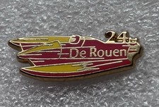 Pin’s Yacht Club Rouen 24h Motonautique Course Catamaran YCR Signé Starpin’s