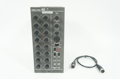 Synthétiseur modulaire - , à