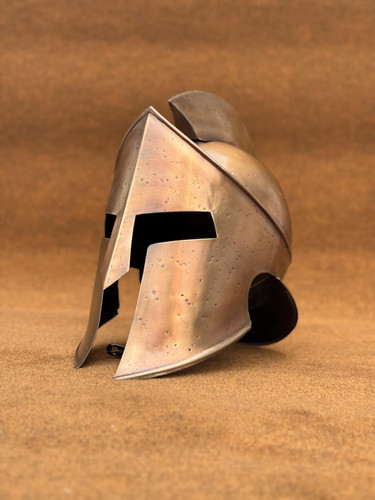 Casque grec spartiate