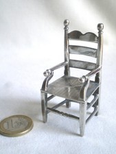 JOLI FAUTEUIL MINIATURE ANCIEN DE POUPEE EN ARGENT MASSIF