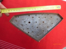 GROS emporte piece outil ancien fleuriste modiste fer à gaufrer M22