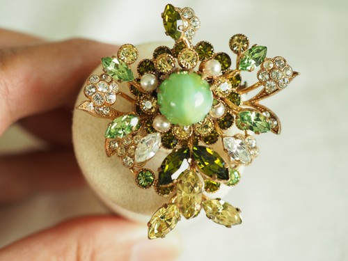 Broche strass annees - broche, 60