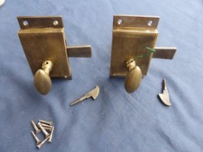 2 boitiers clenches ressorts 4