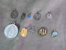 LOT de 10 MEDAILLES RELIGIEUSES, anciennes.