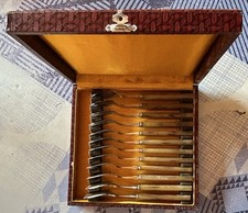 ANCIEN COFFRET FOURCHETTES À