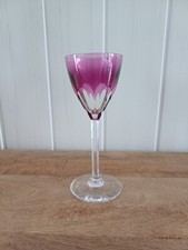 Joli verre à pied de couleur