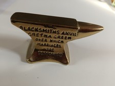 Petite enclume en bronze The