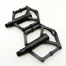 Vélo de montagne pédales