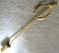 pic épingle à chapeau cravate bijou vintage couleur or os porte bonheur 3361