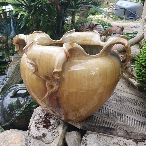 Gros cache pot - cache,