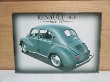 Renault 4cv verte vue arrière