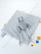 Doudou Plat/Mouchoir Carré Paco Ane Bio Bleu Rayé Blanc Attache Tétine - Noukies