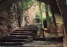 ESPAGNE SANT BENET DE BAGES ESCALIER INTERIEUR ET FONTAINE