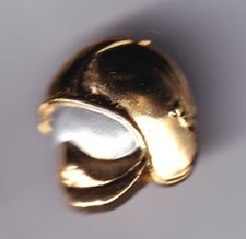 RARE PINS PIN'S .. POMPIER FIRE CASERNE CASQUE CAP FEU OR & ARGENT 3D N°2 ~EW