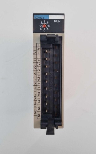 C200h da002 omron automate - c200h-da002,