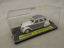 VOITURE 1/43 CITROEN 2CV DOLLY