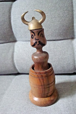 DECAPSULEUR VIKING BOIS ET METAL EROTIQUE GRIVOIS / LE TONNEAU DE SOULEVE