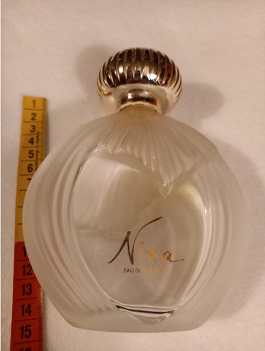 Flacon vide nina de -  flacon, "nina"