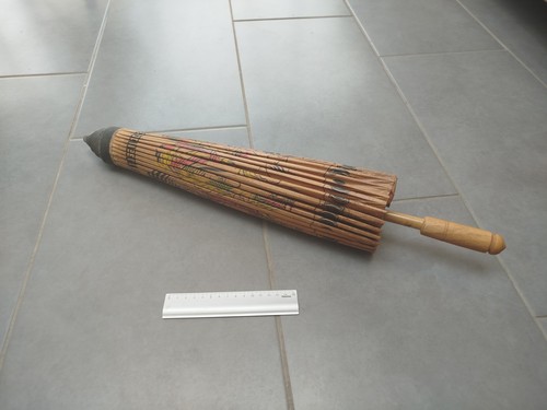 Ombrelle chinoise ancienne